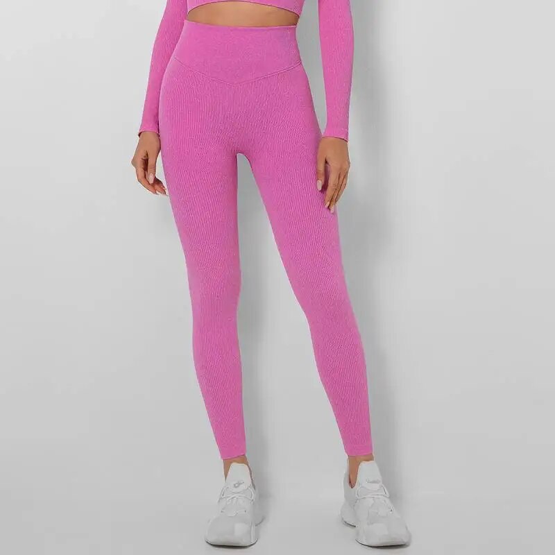 PACE High-Waist Sportleggings: Sportlich-Elegantes Design mit Booty-Lifting für Optimale Performance