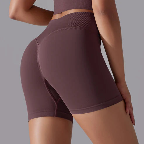 Fitness Fusion: Sportliches Dreier-Set mit Top, Shorts und langer High-Waist Sportleggings